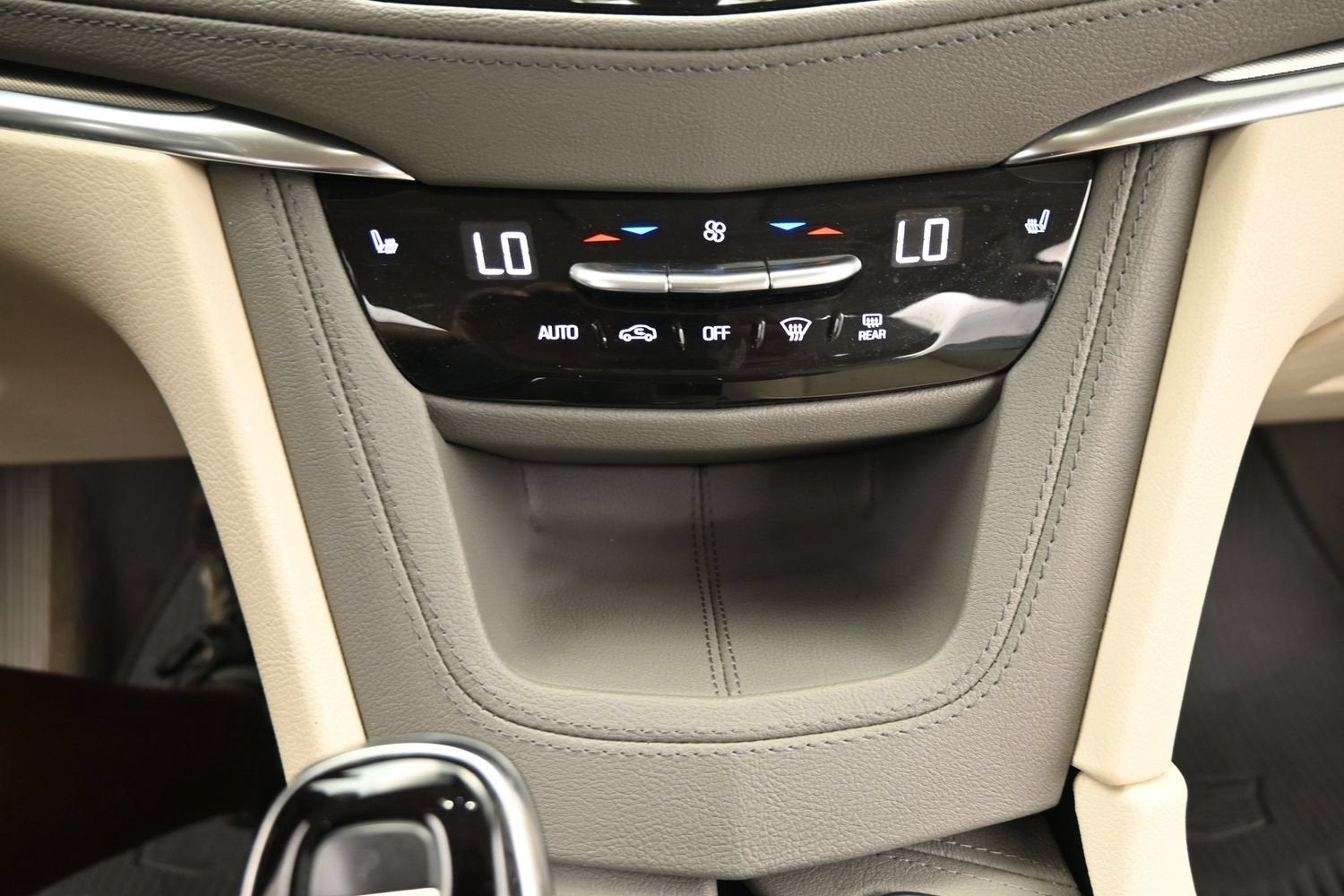 2021 Cadillac XT5 FWD Premium Luxury