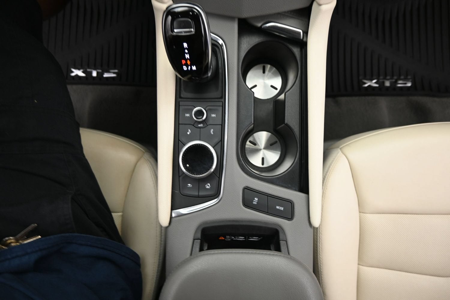 2021 Cadillac XT5 FWD Premium Luxury