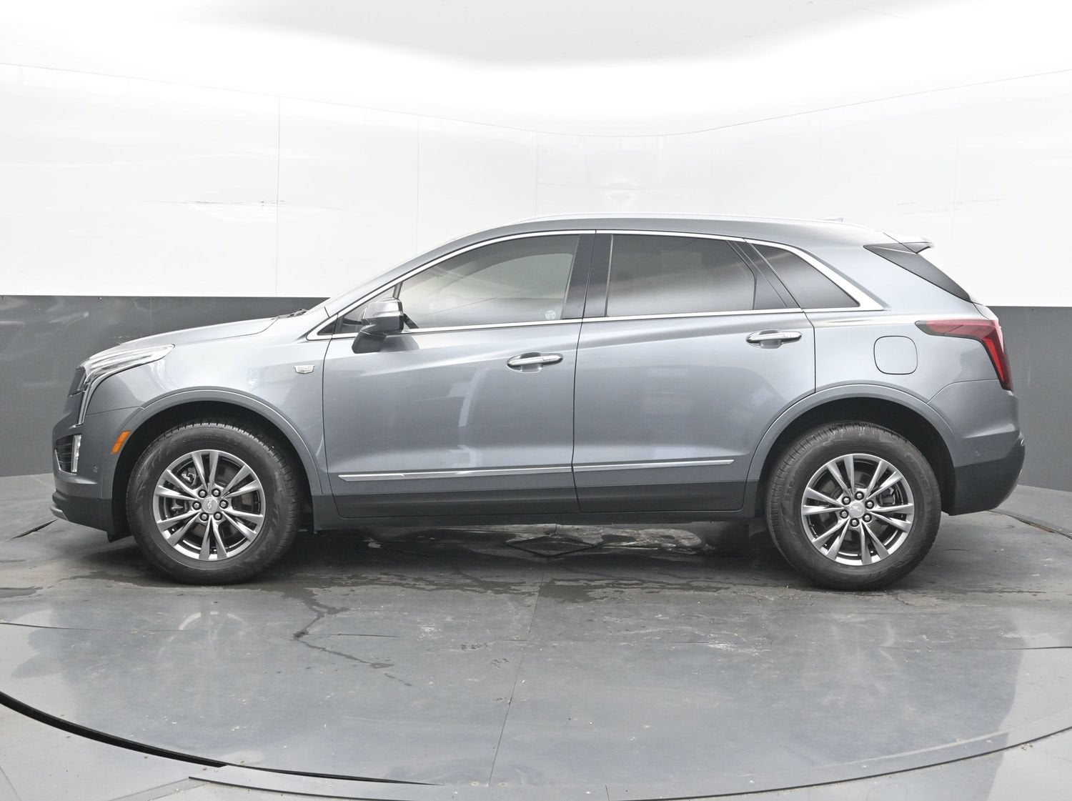2021 Cadillac XT5 FWD Premium Luxury
