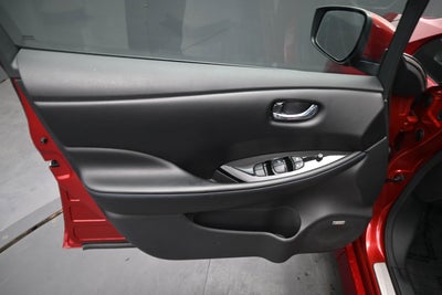 2022 Nissan LEAF SL PLUS