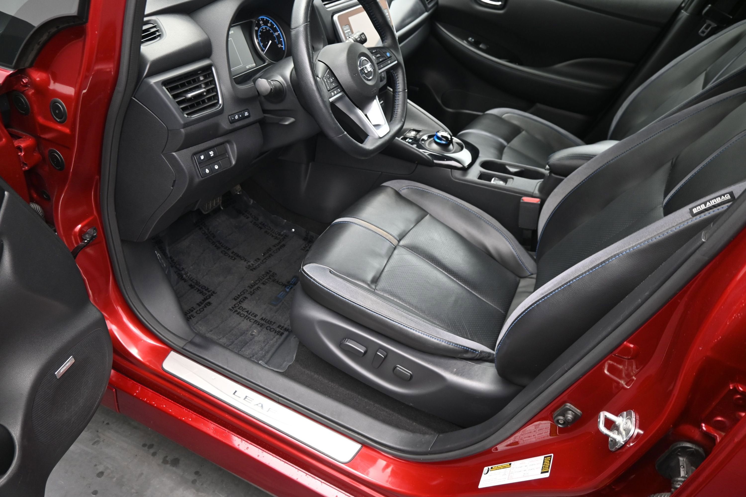 2022 Nissan LEAF SL PLUS