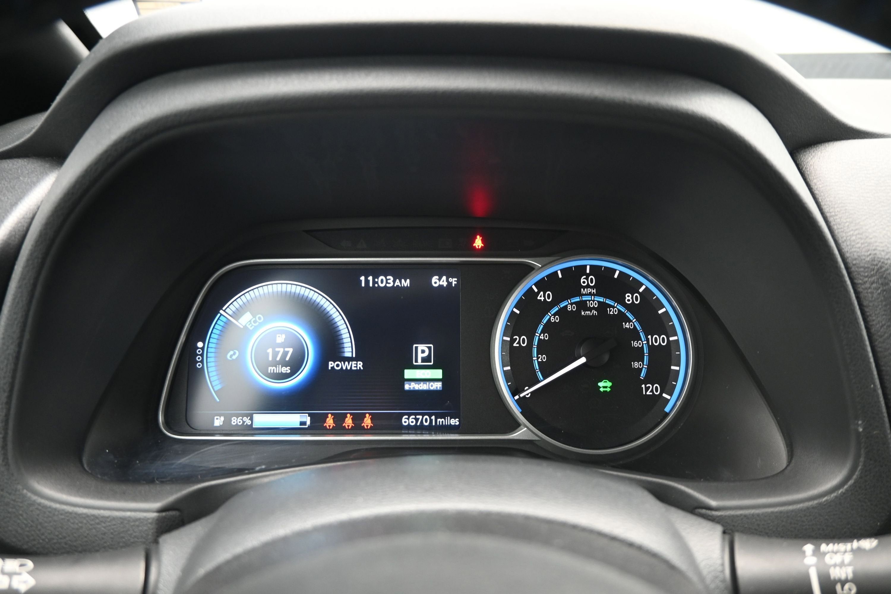 2022 Nissan LEAF SL PLUS