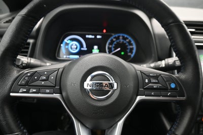 2022 Nissan LEAF SL PLUS