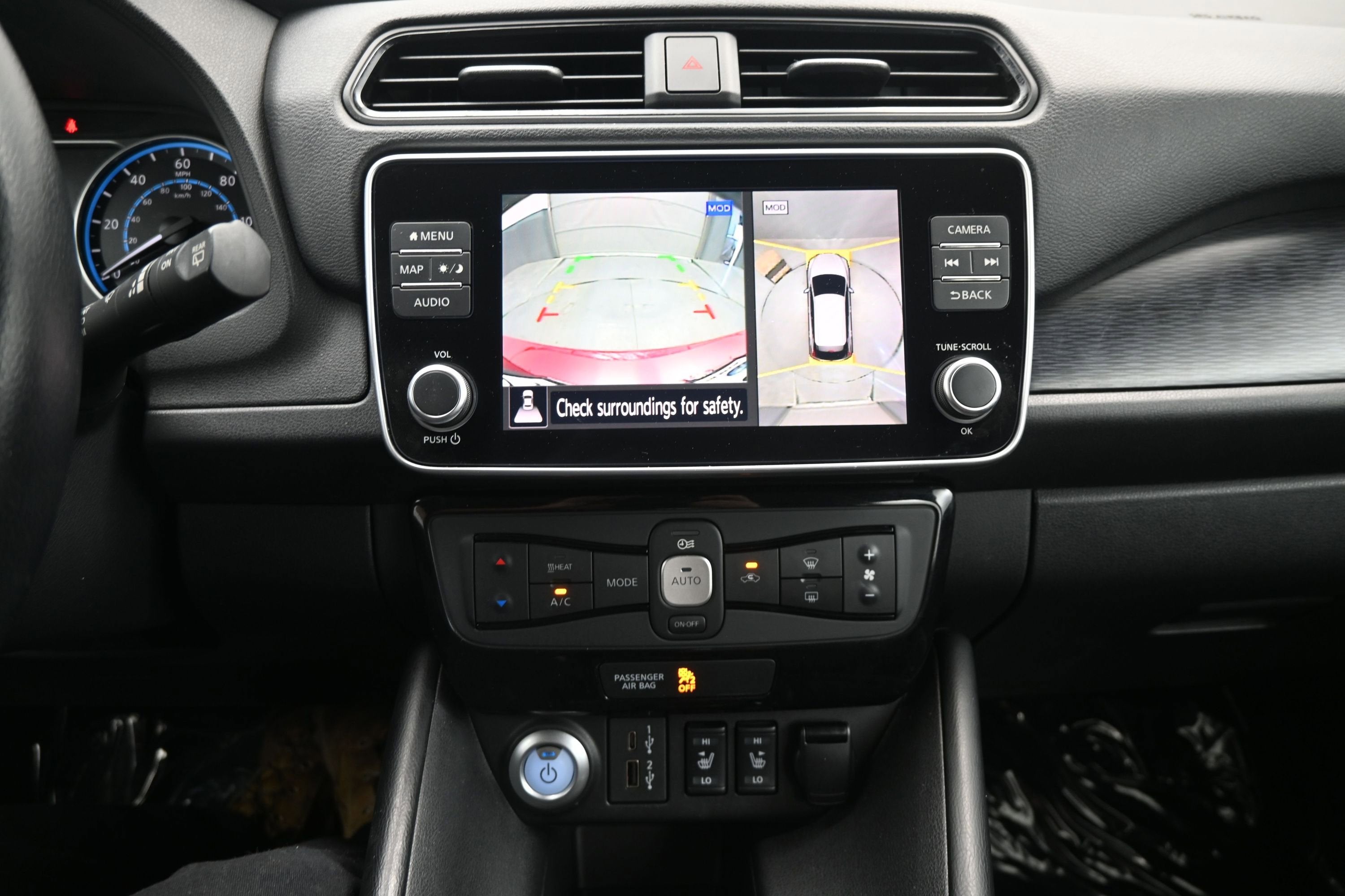 2022 Nissan LEAF SL PLUS