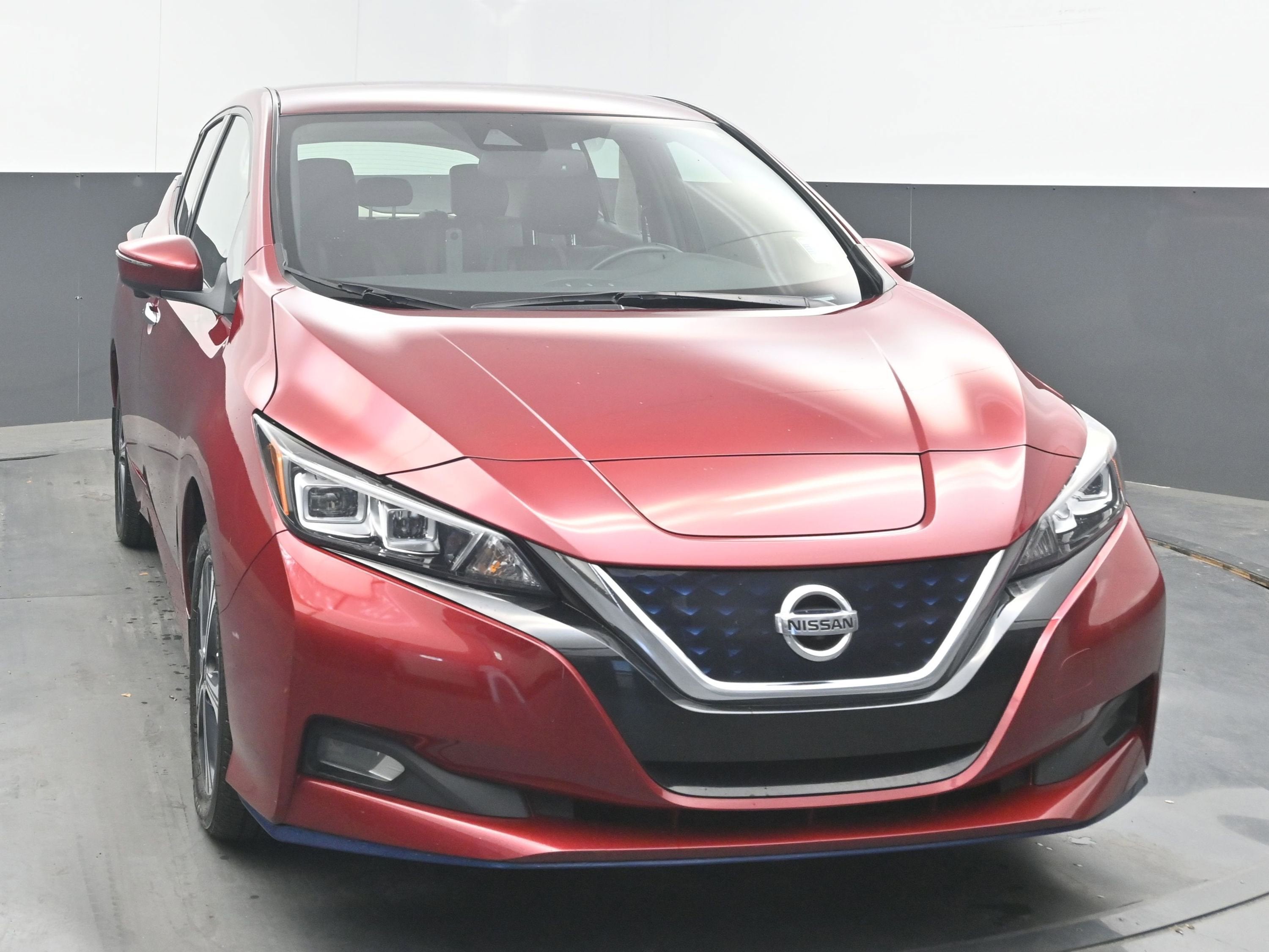 2022 Nissan LEAF SL PLUS