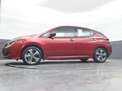 2022 Nissan LEAF SL PLUS