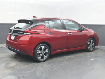 2022 Nissan LEAF SL PLUS