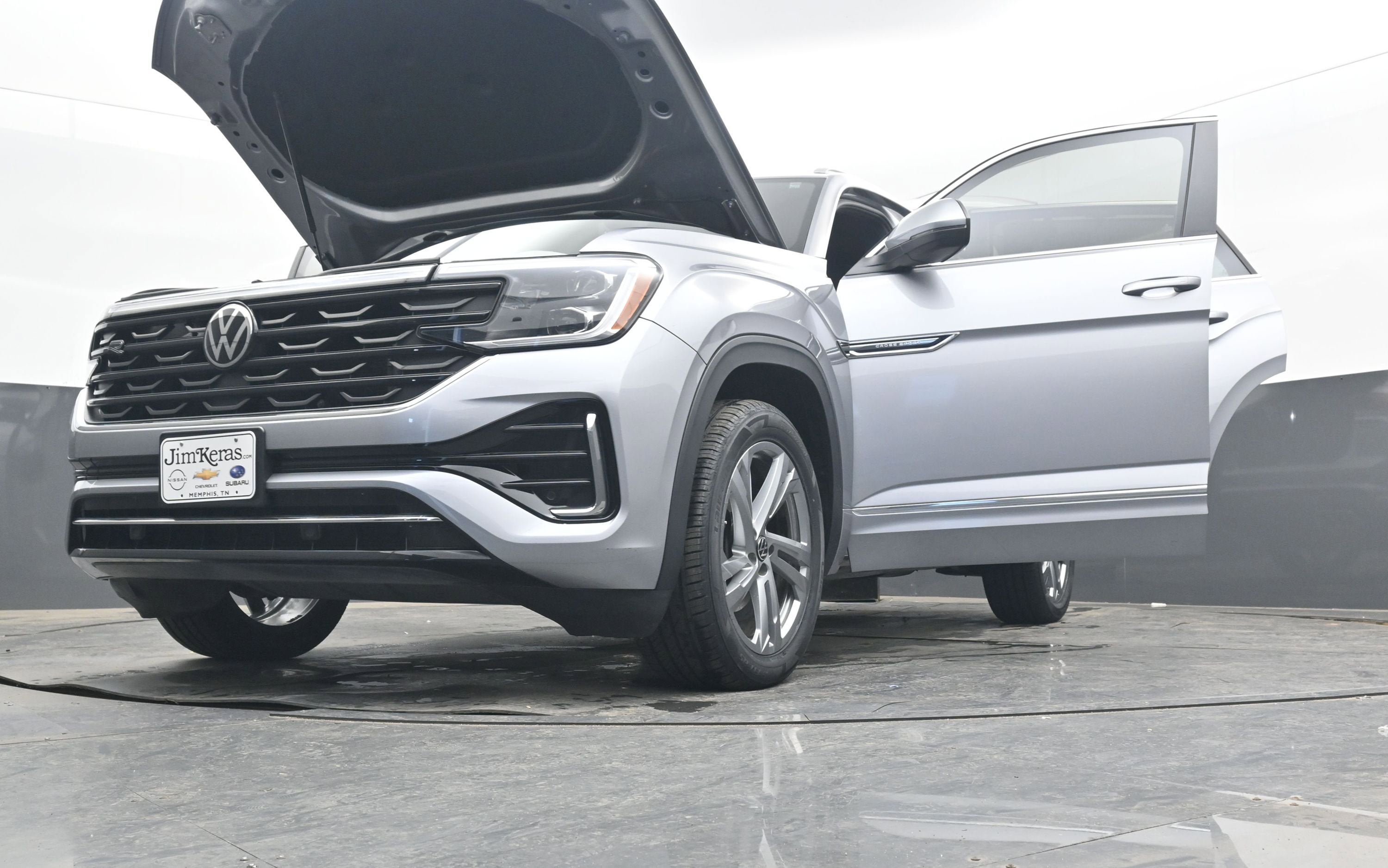 2024 Volkswagen Atlas Cross Sport 2.0T SEL R-Line