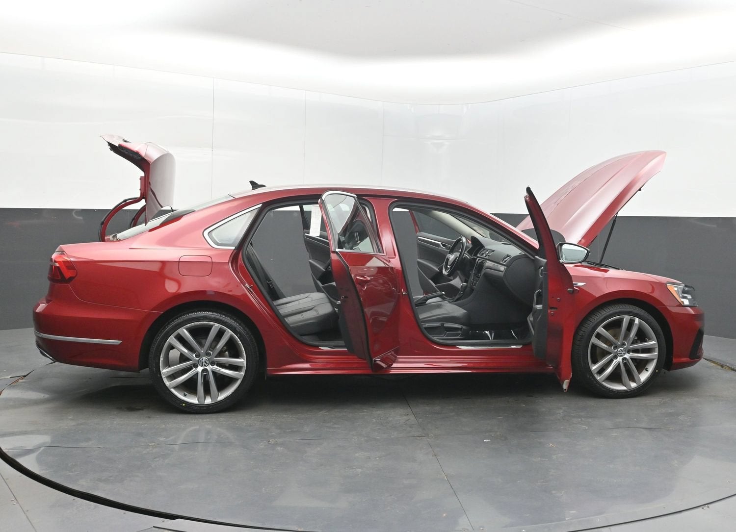 2017 Volkswagen Passat R-Line w/Comfort Pkg