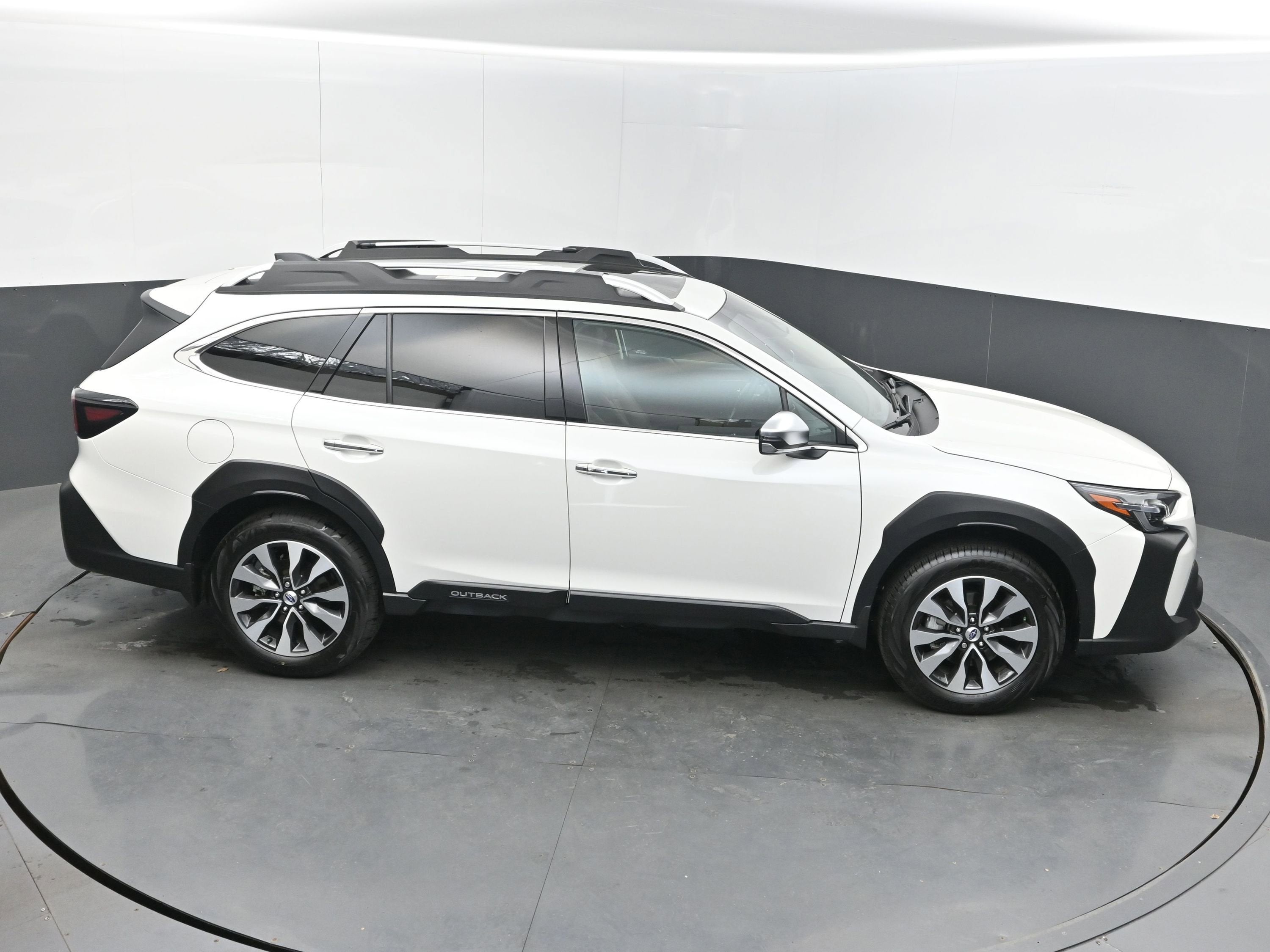 2025 Subaru Outback Touring