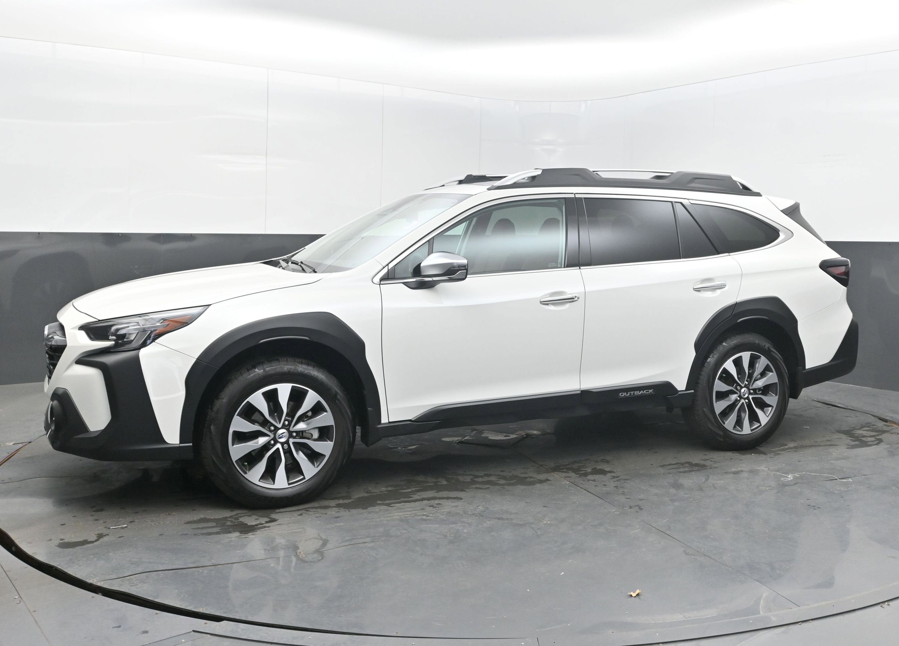 2025 Subaru Outback Touring