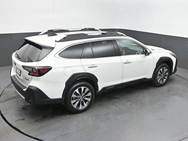 2025 Subaru Outback Touring