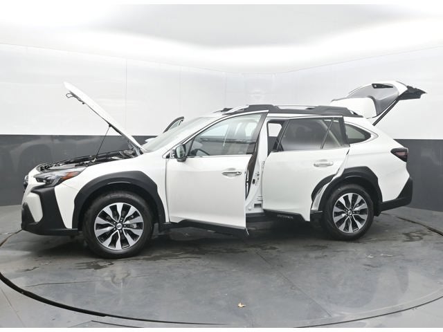 2025 Subaru Outback Touring