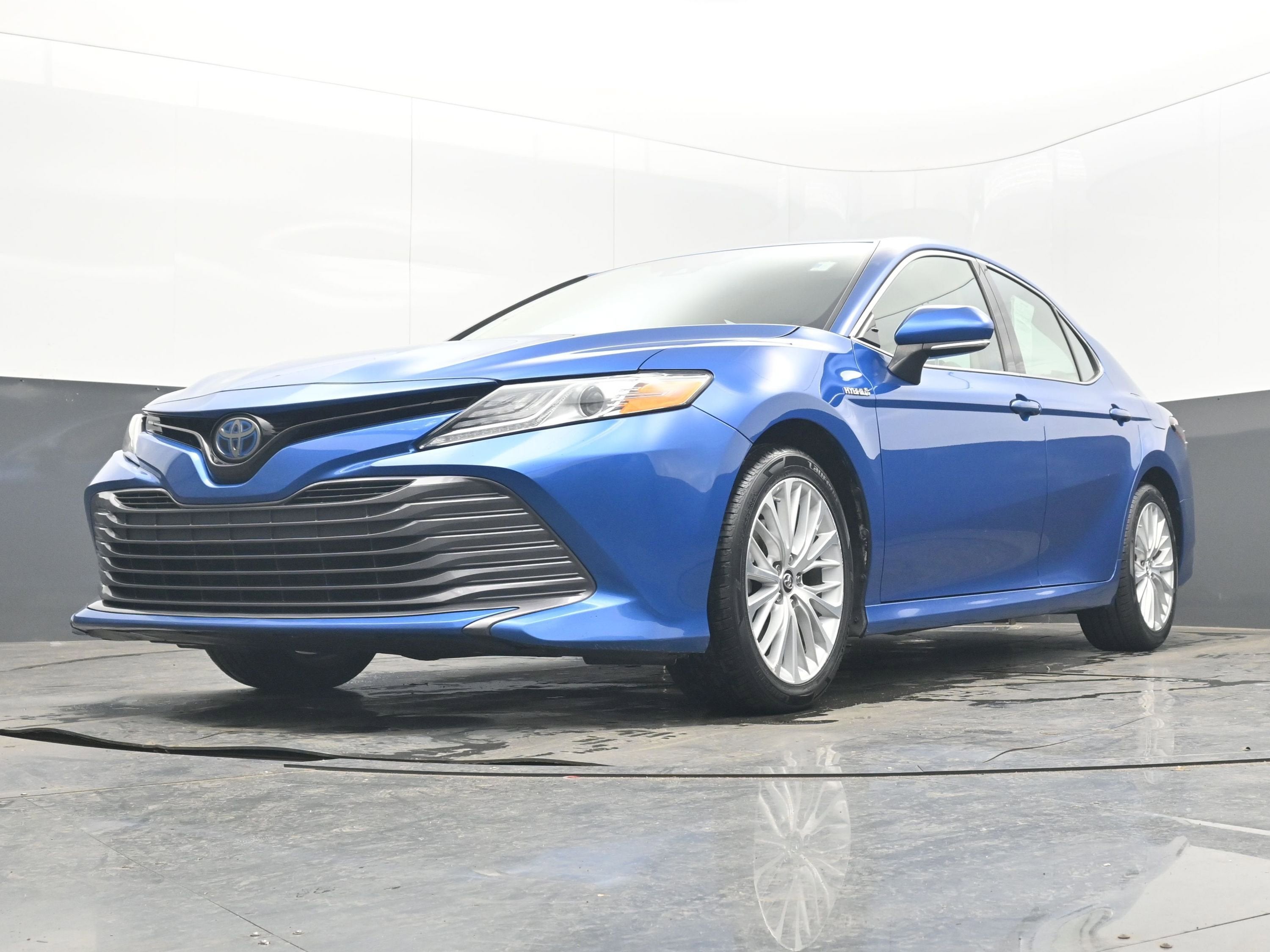 2019 Toyota Camry XLE