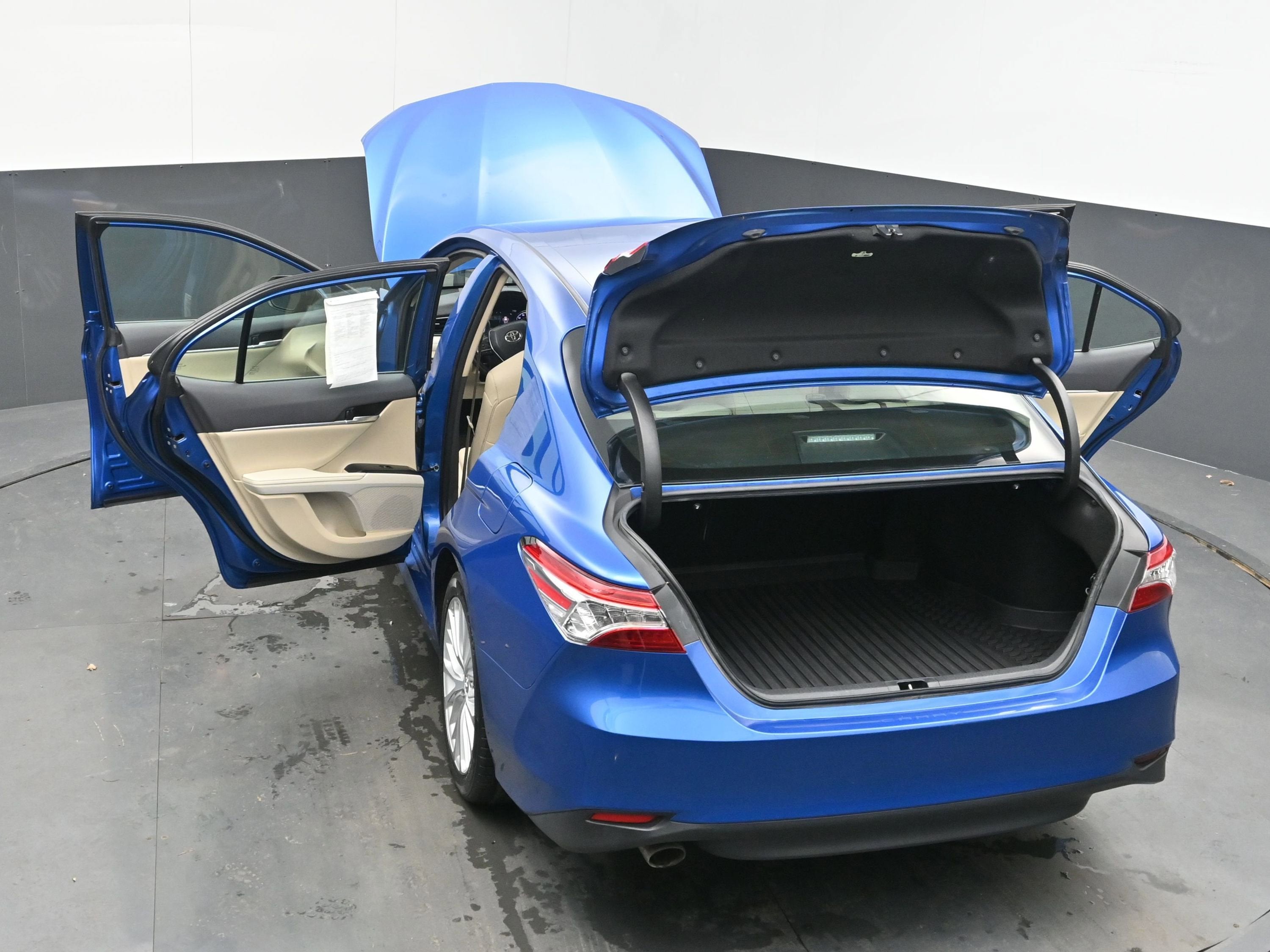 2019 Toyota Camry XLE