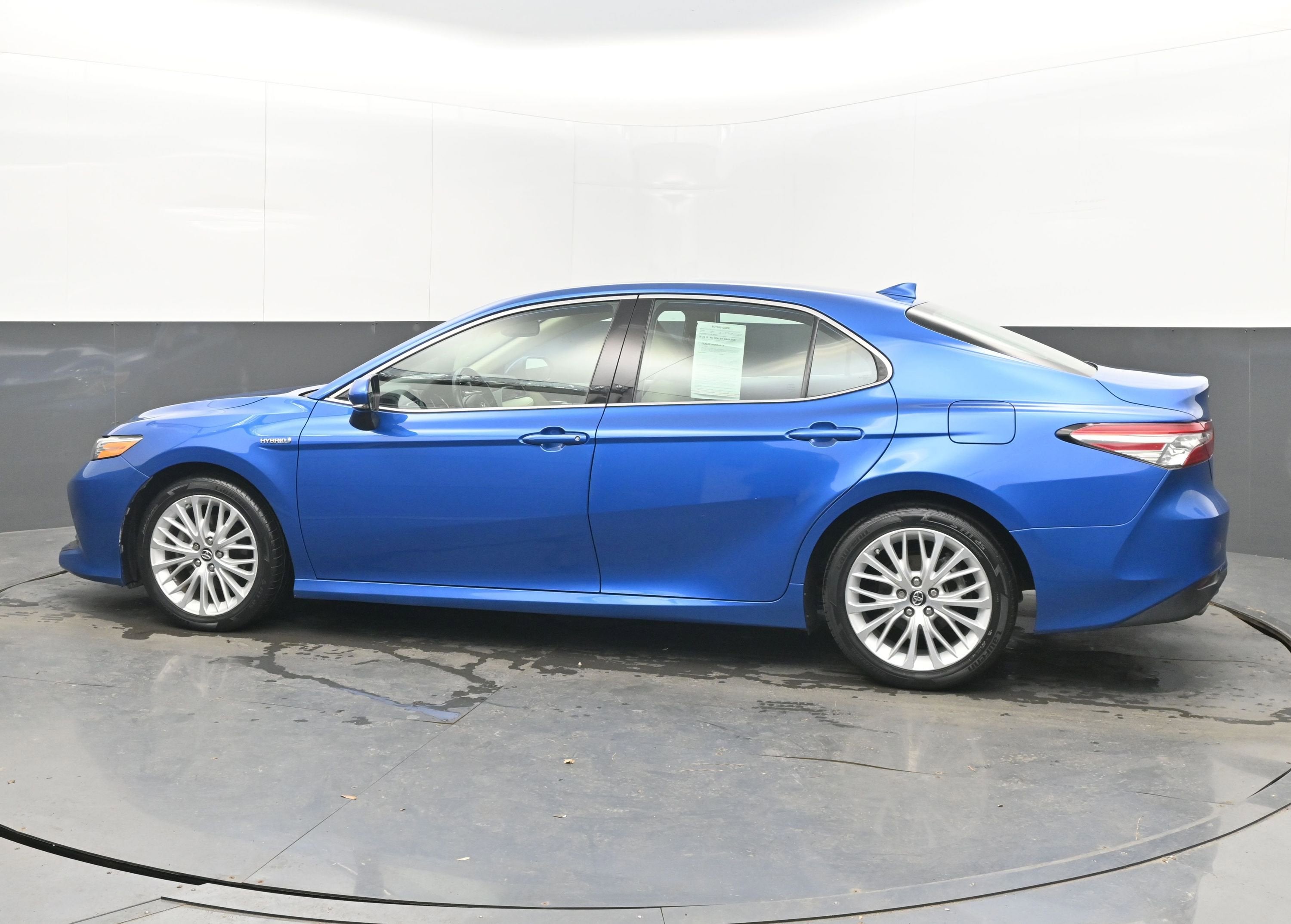 2019 Toyota Camry XLE