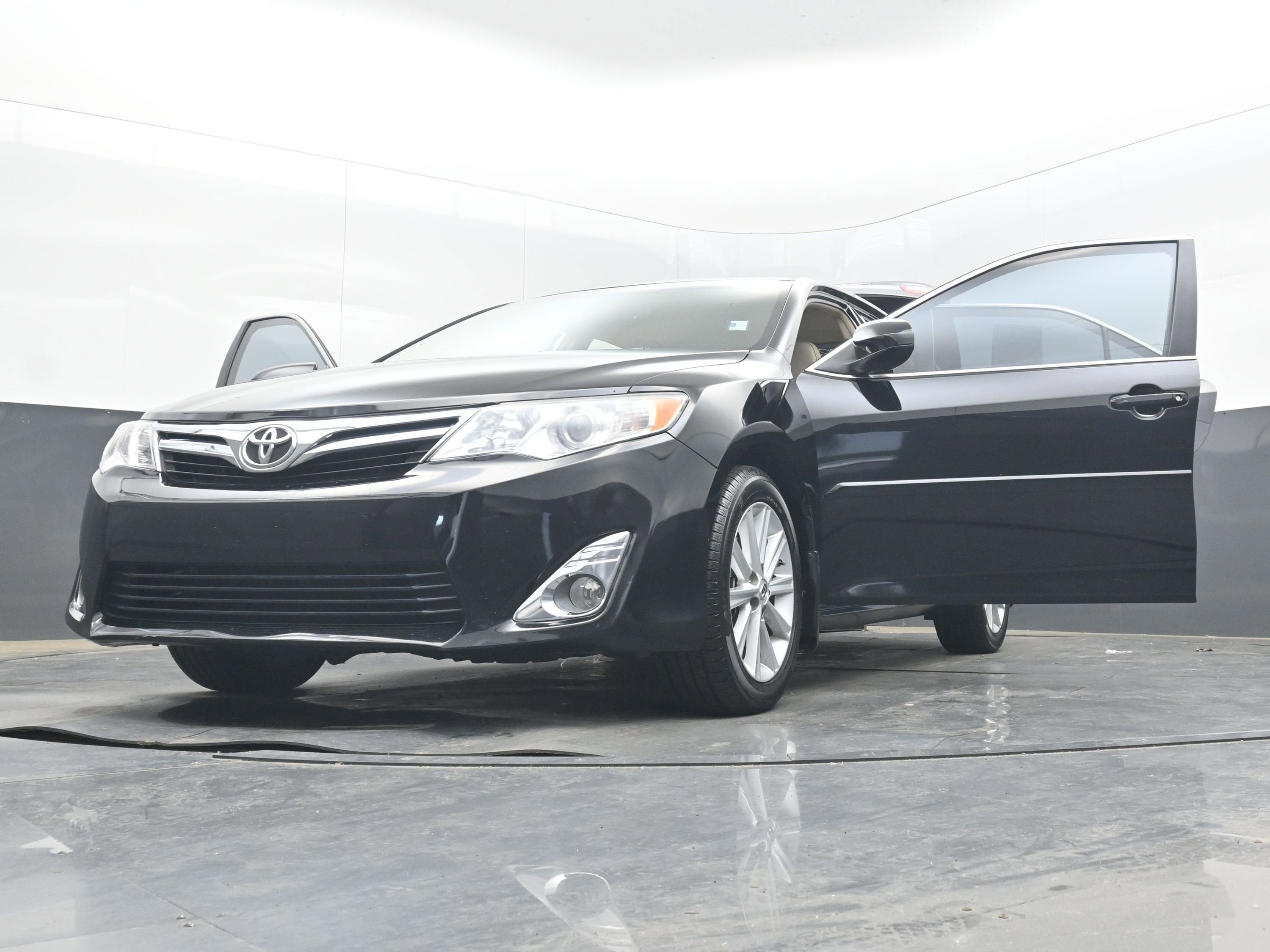 2014 Toyota Camry XLE