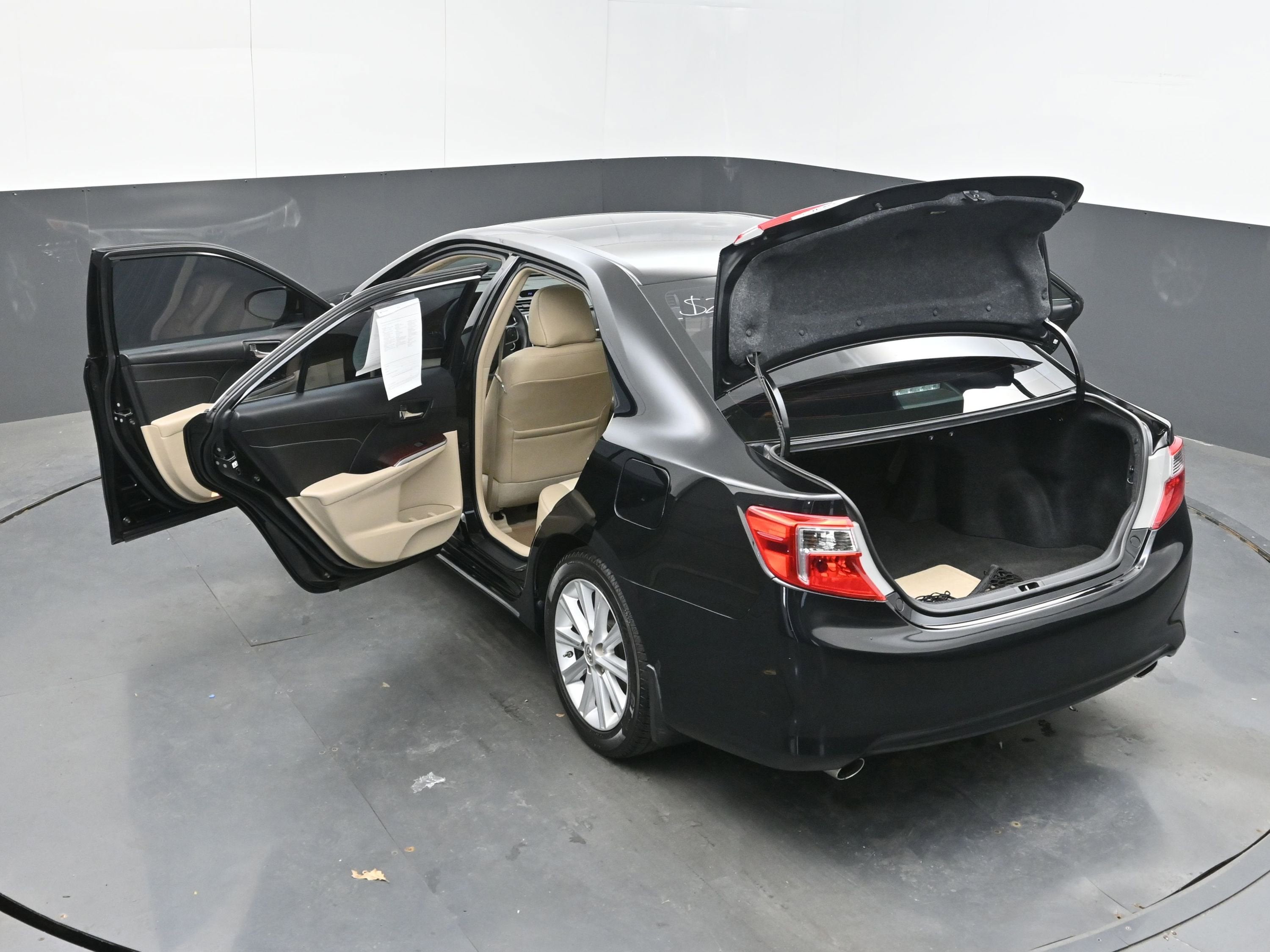 2014 Toyota Camry XLE