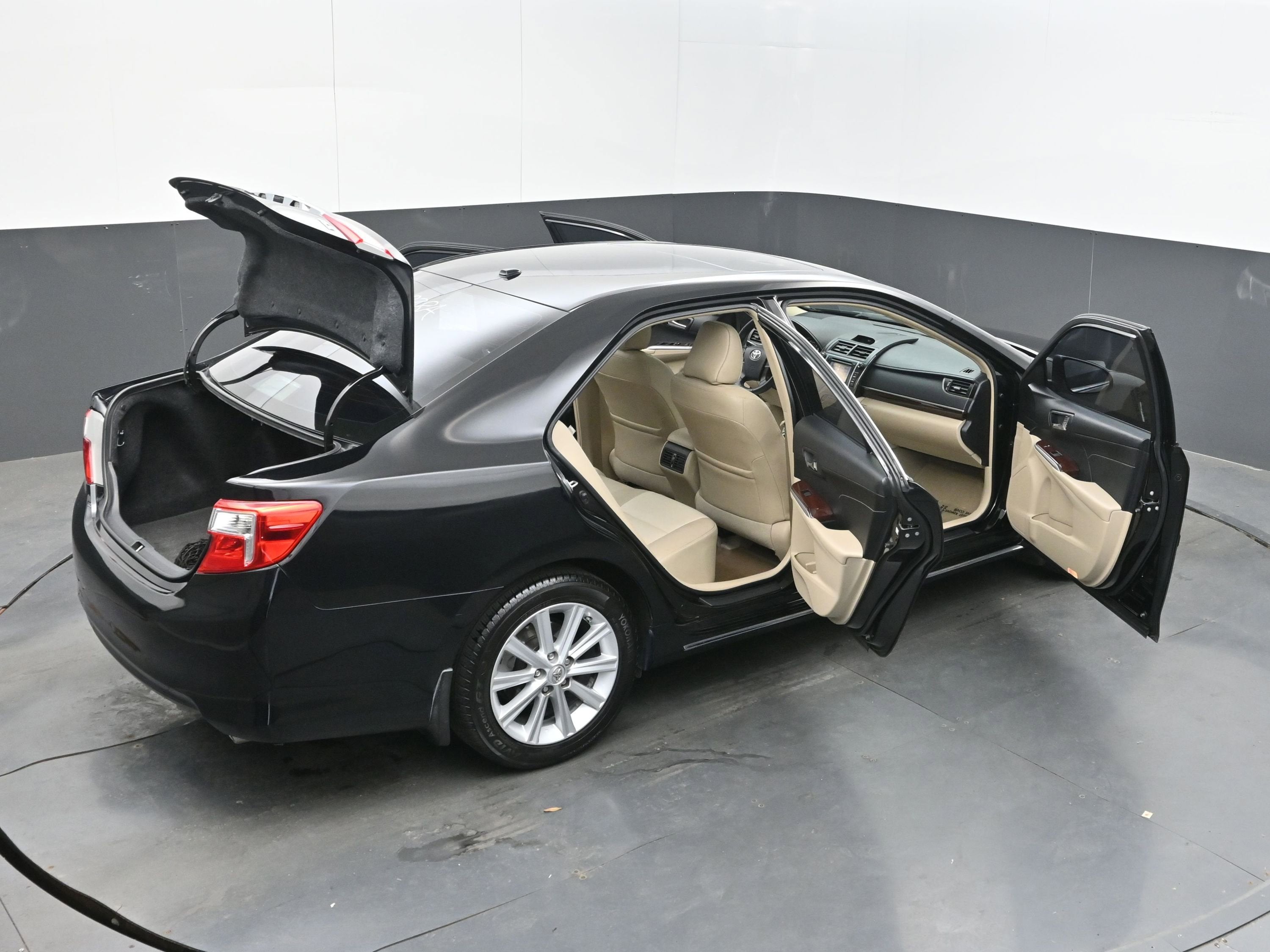 2014 Toyota Camry XLE