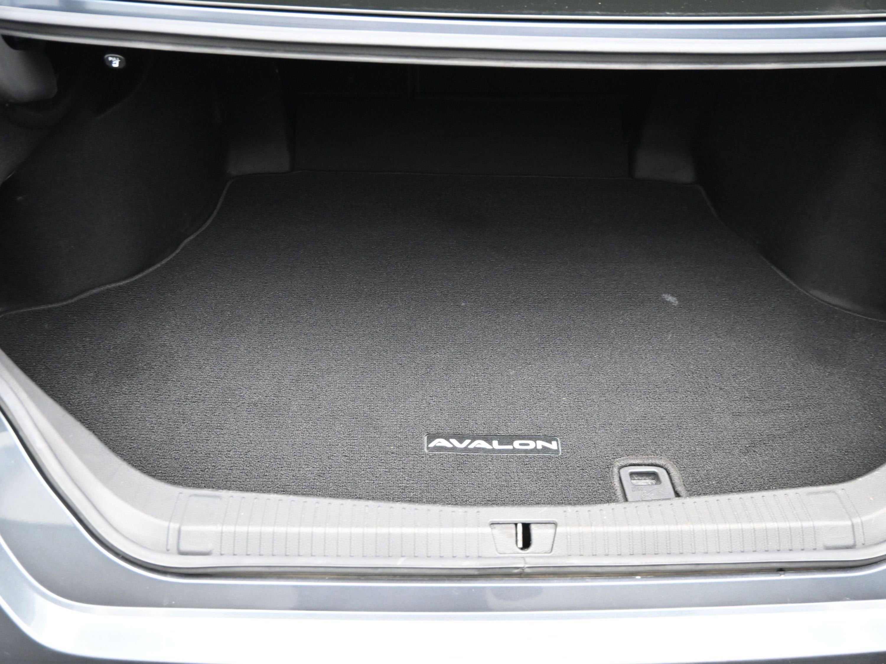 2019 Toyota Avalon XSE