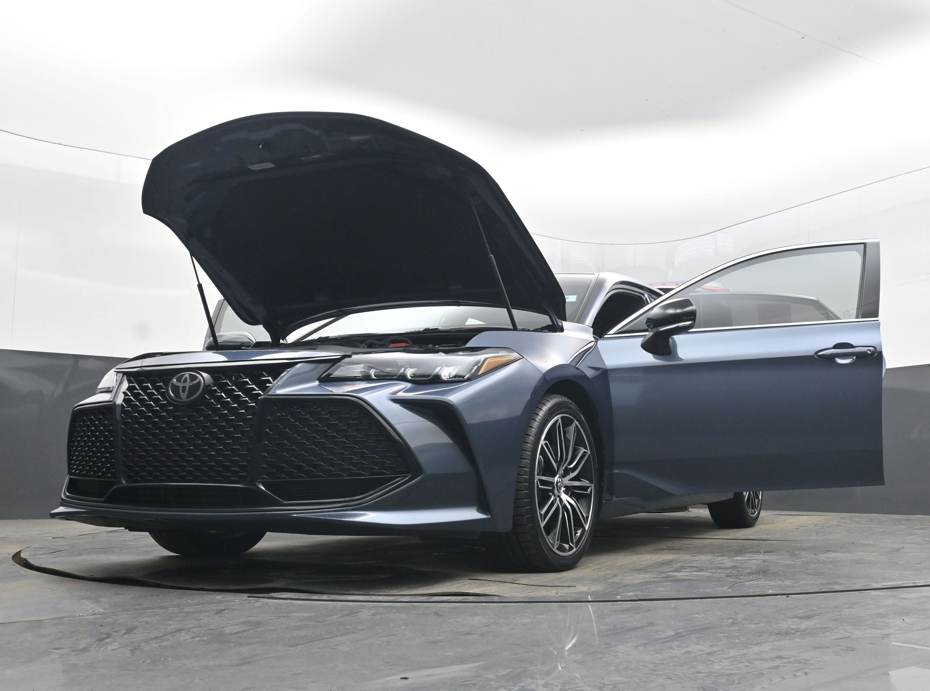 2019 Toyota Avalon XSE