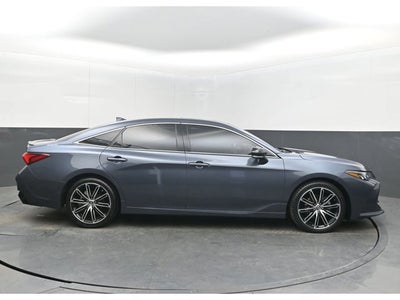 2019 Toyota Avalon XSE