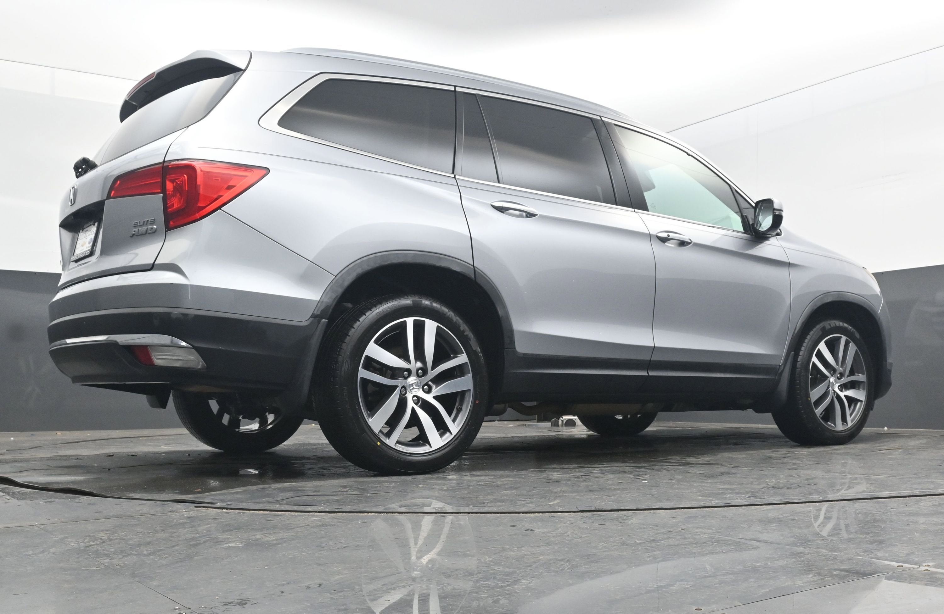 2018 Honda Pilot Elite