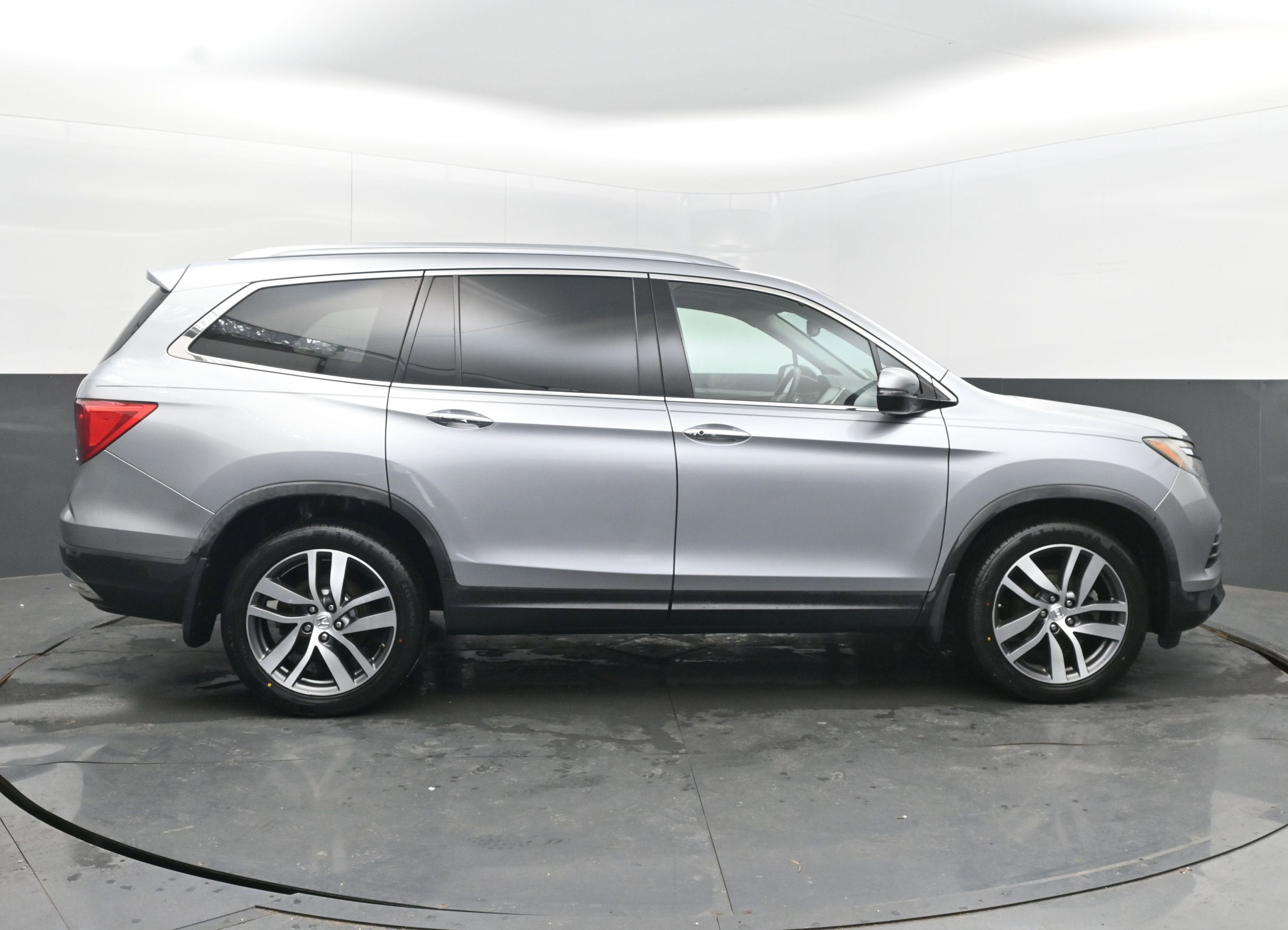 2018 Honda Pilot Elite