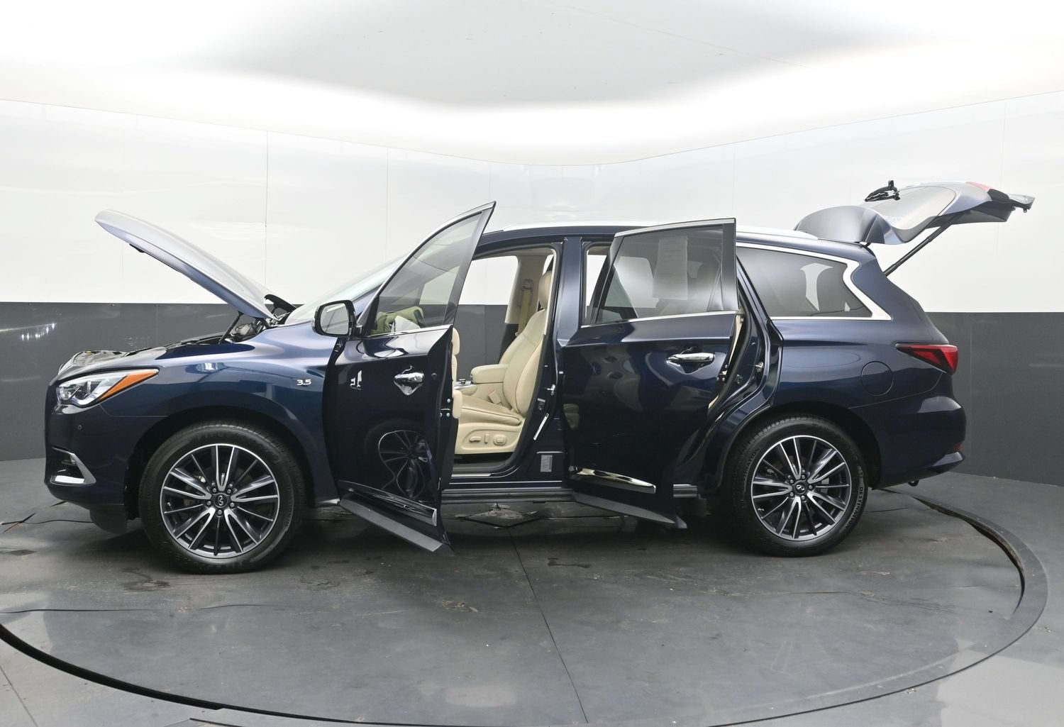2017 INFINITI QX60 Base