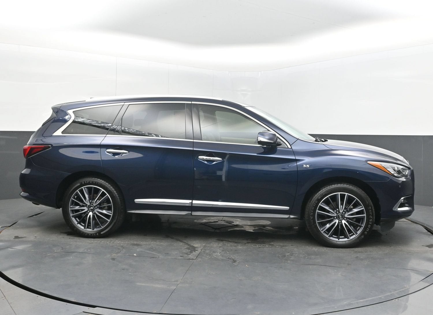 2017 INFINITI QX60 Base