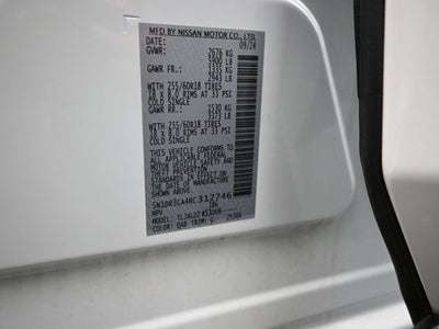 2024 Nissan Pathfinder SL