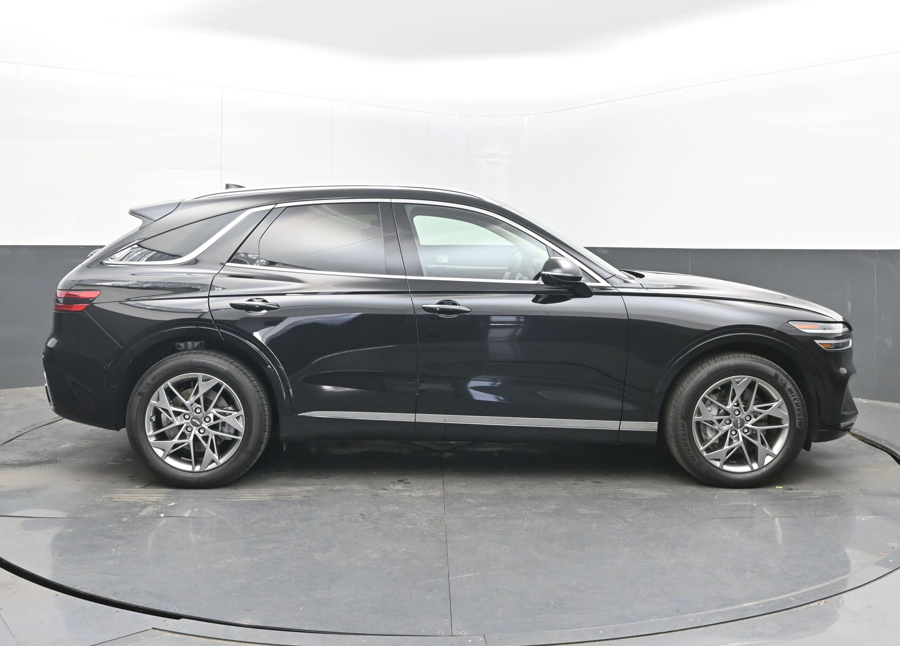 2024 Genesis GV70 2.5T