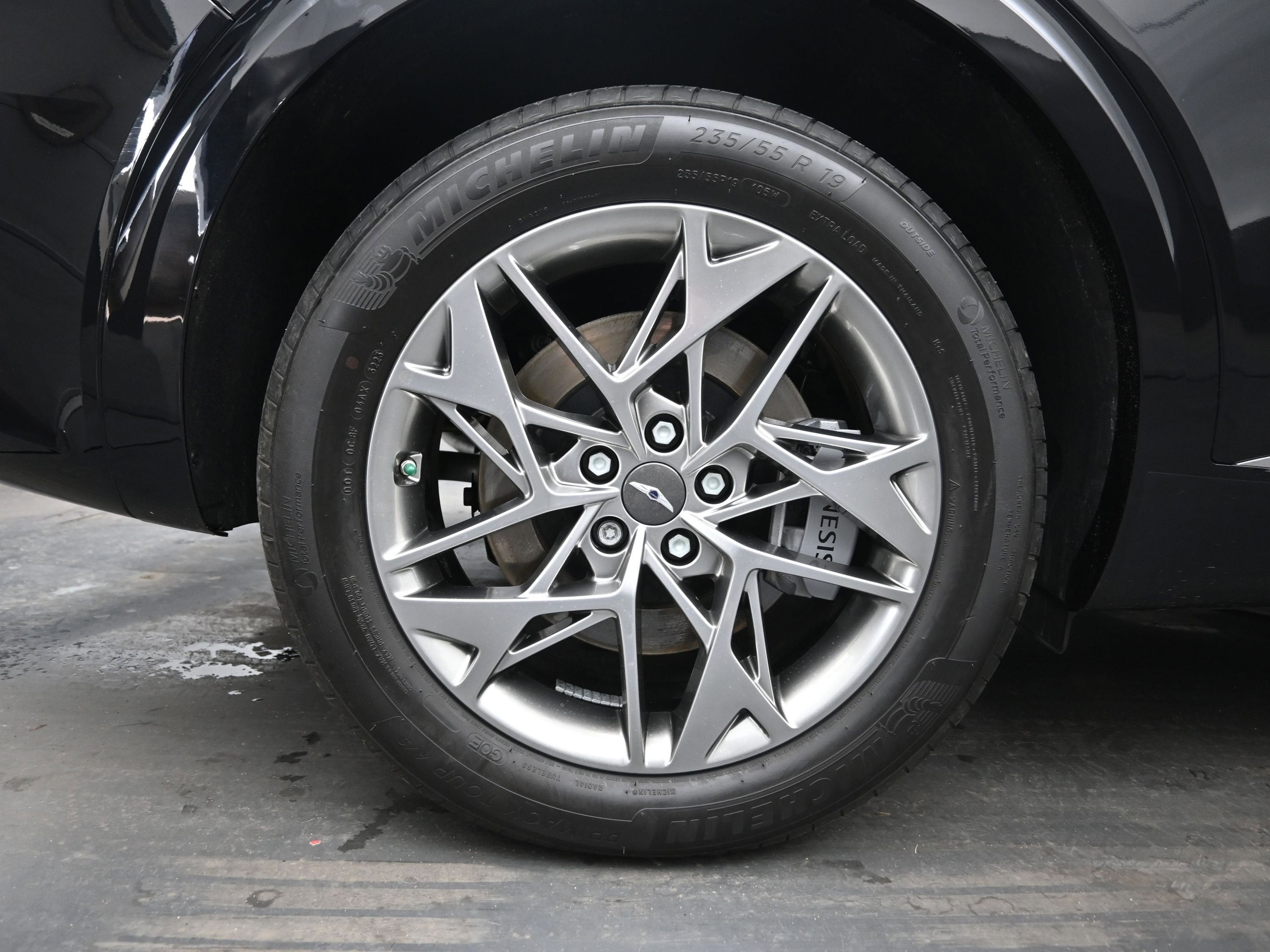 2024 Genesis GV70 2.5T