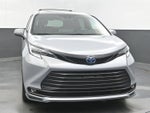 2025 Toyota Sienna Woodland Edition
