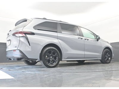 2025 Toyota Sienna Woodland Edition