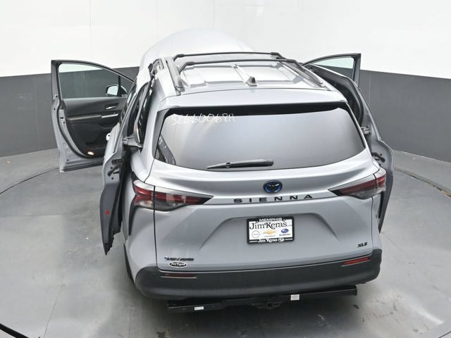 2025 Toyota Sienna Woodland Edition