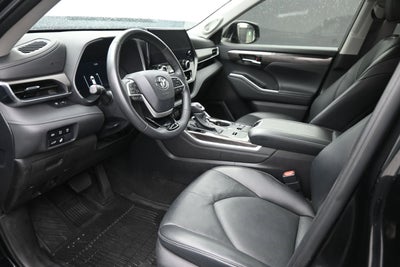 2024 Toyota Highlander Limited