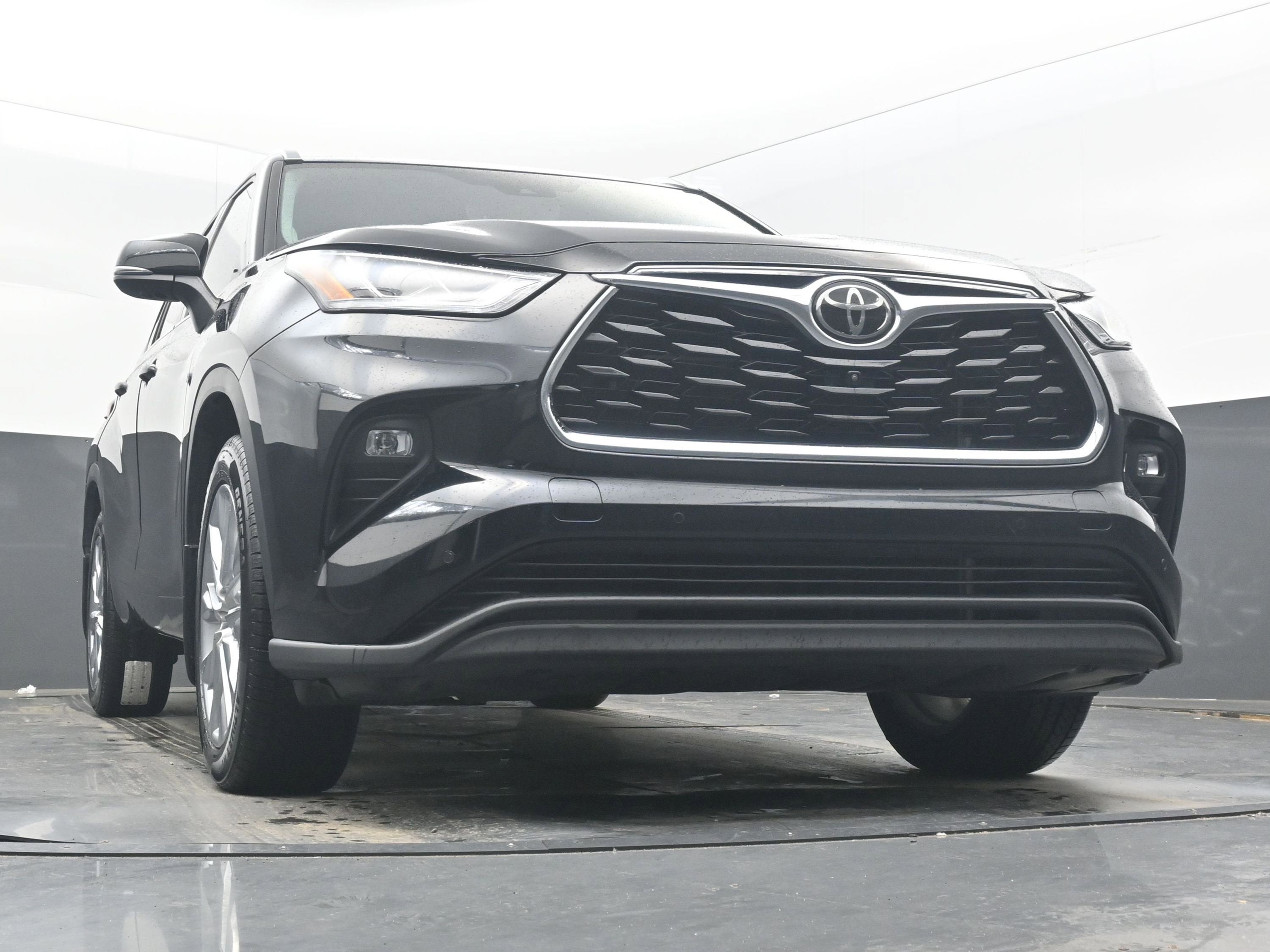 2024 Toyota Highlander Limited