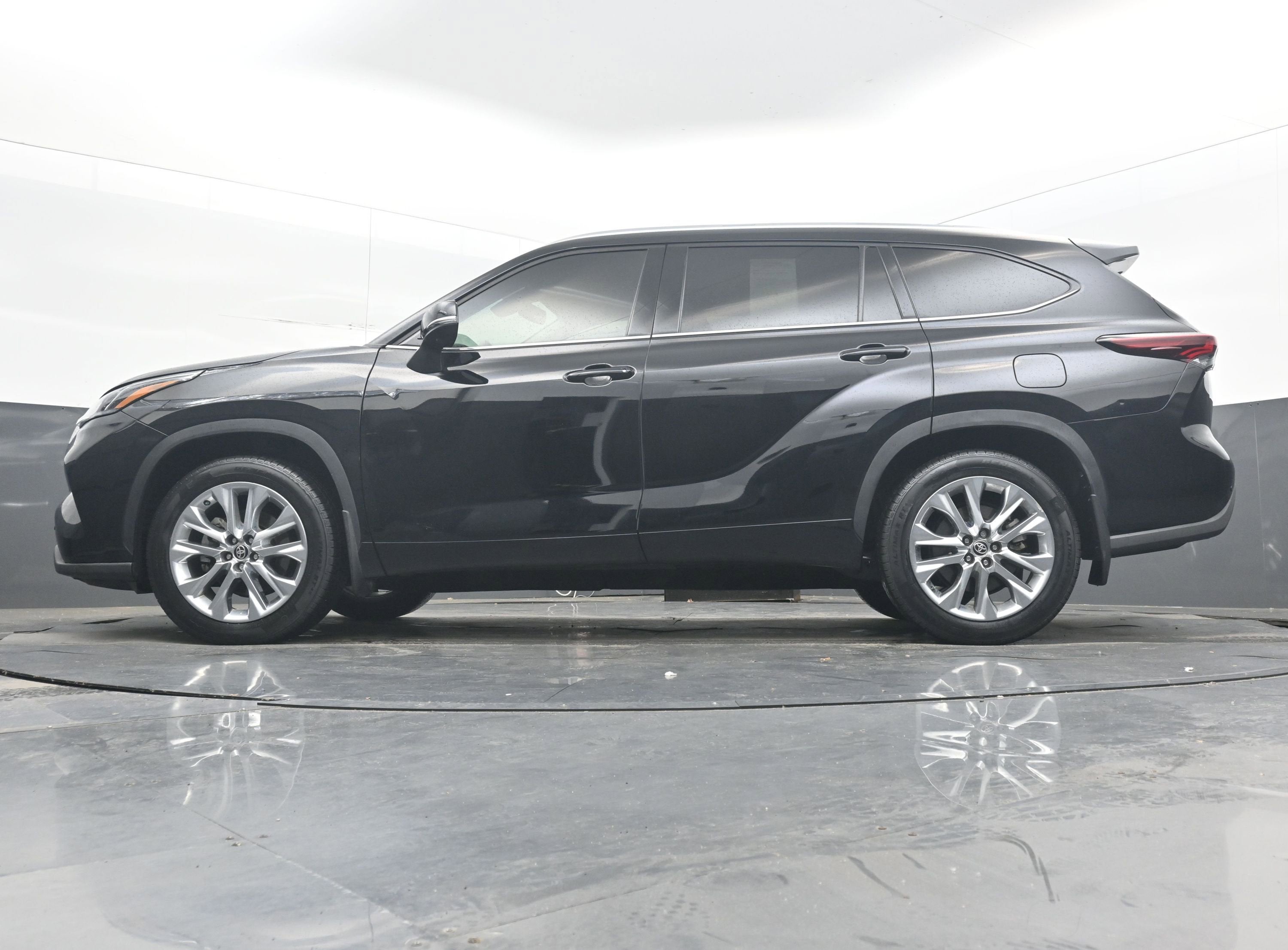 2024 Toyota Highlander Limited