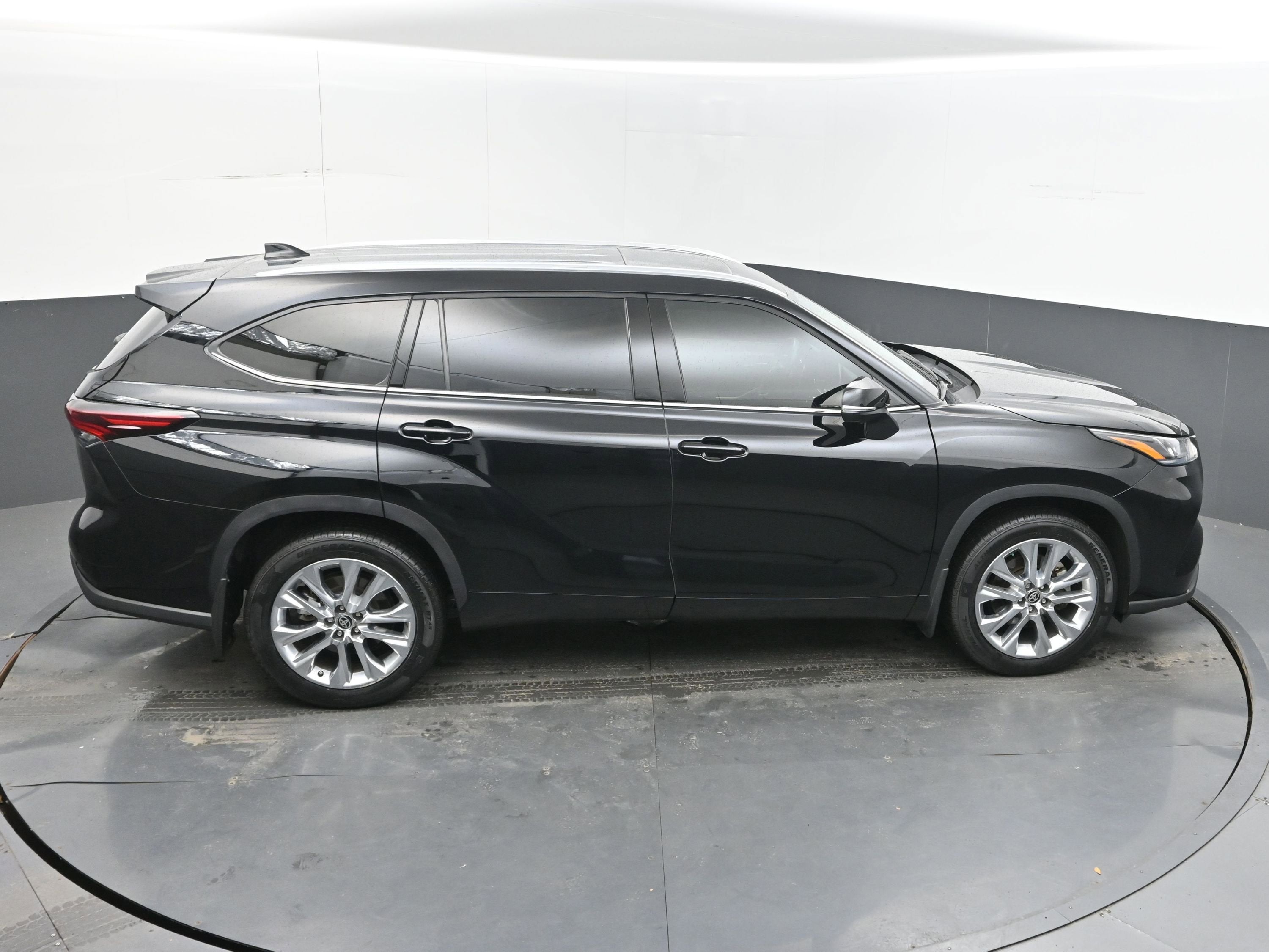 2024 Toyota Highlander Limited