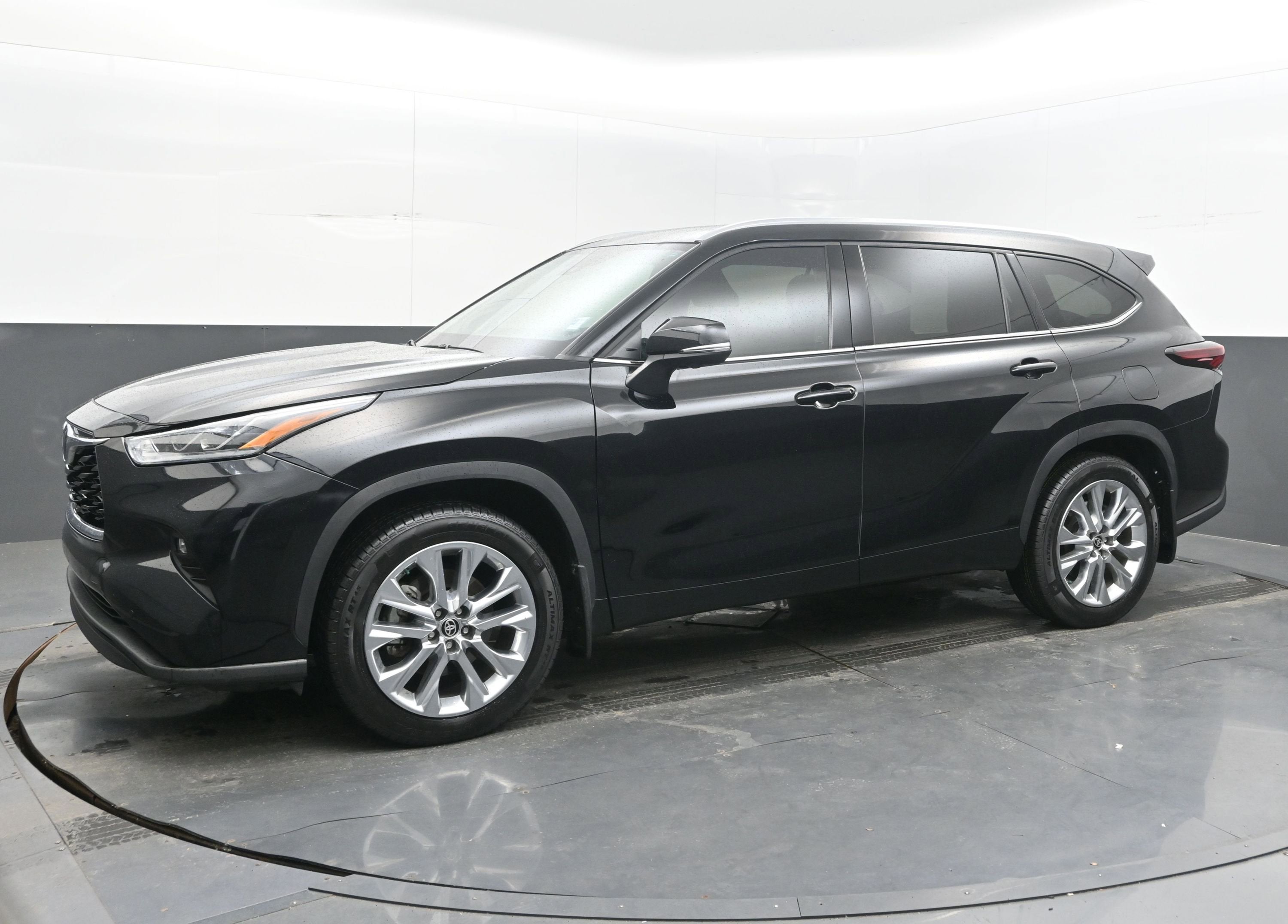 2024 Toyota Highlander Limited