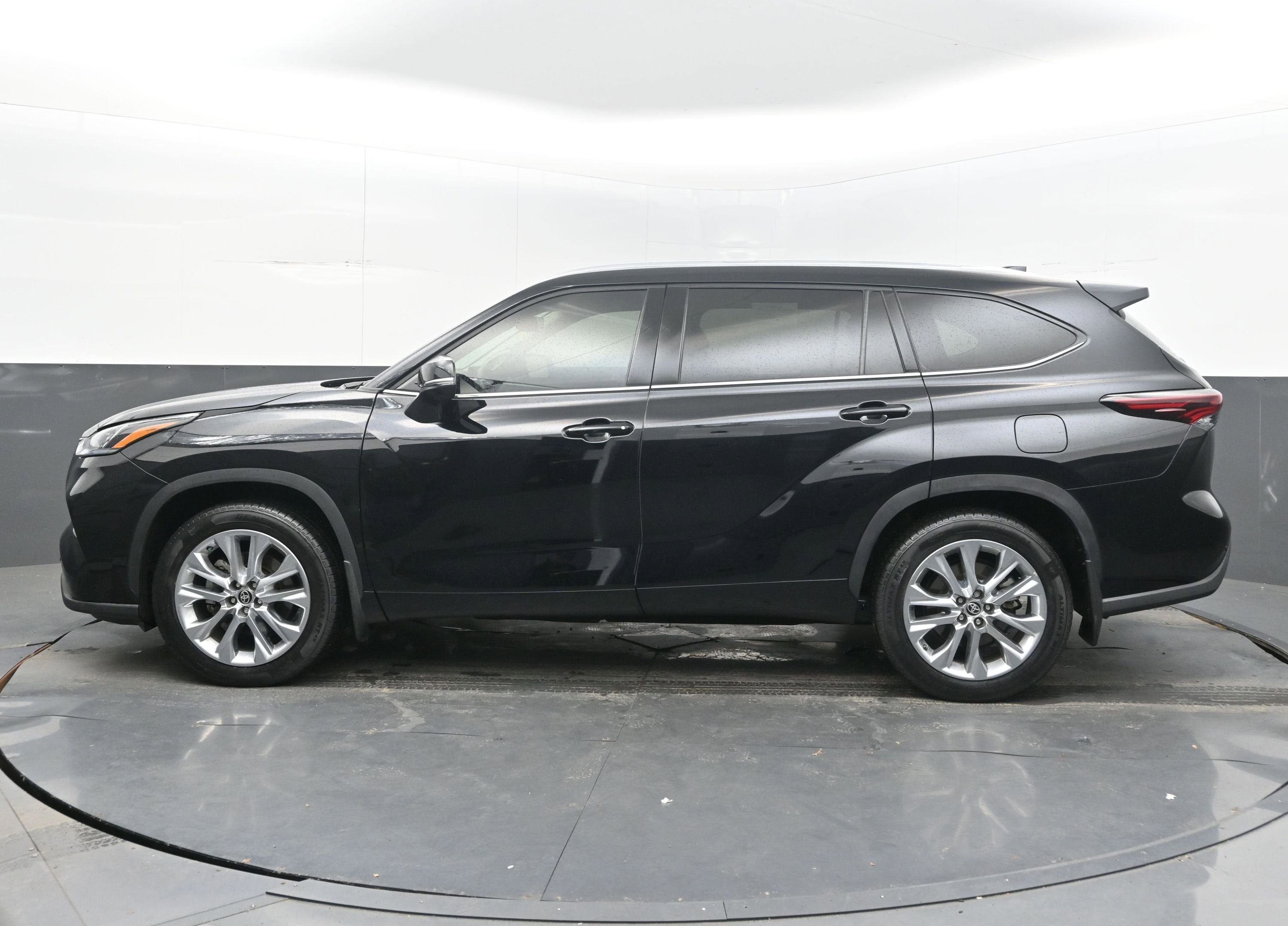 2024 Toyota Highlander Limited