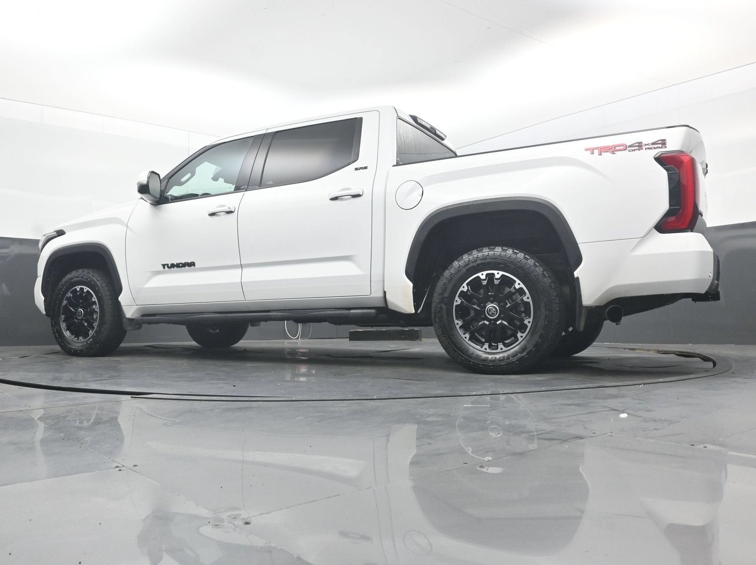 2023 Toyota Tundra 4WD SR5