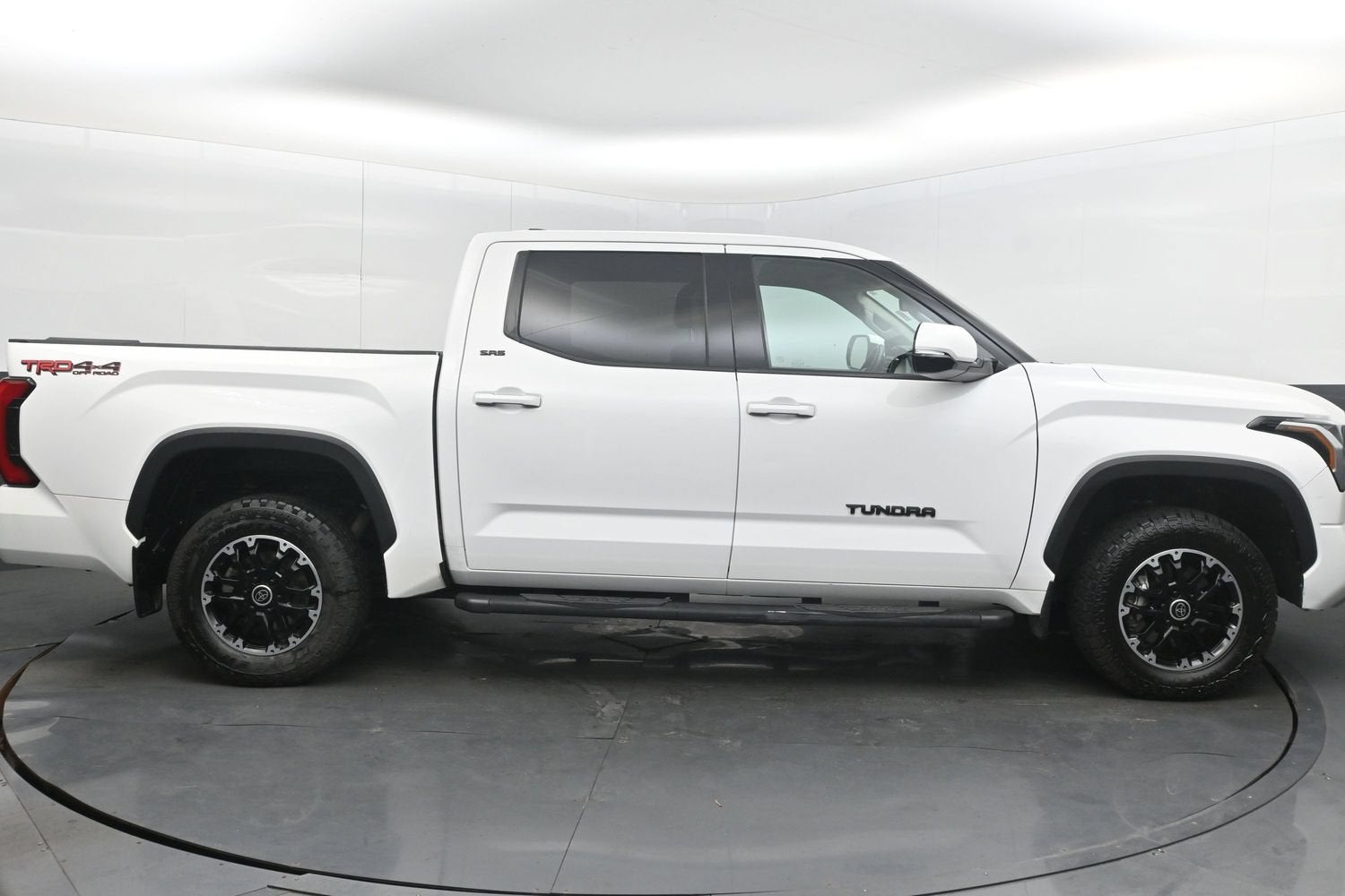 2023 Toyota Tundra 4WD SR5