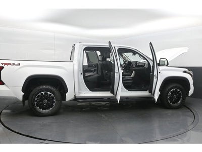 2023 Toyota Tundra 4WD SR5