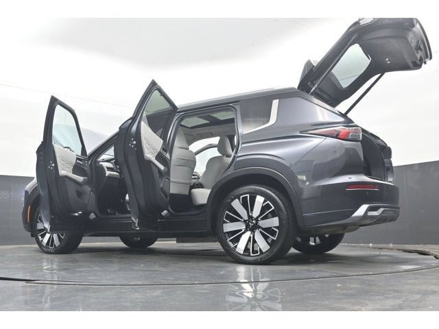 2025 Mitsubishi Outlander SEL