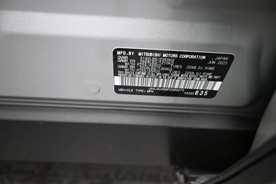 2023 Mitsubishi Outlander SE