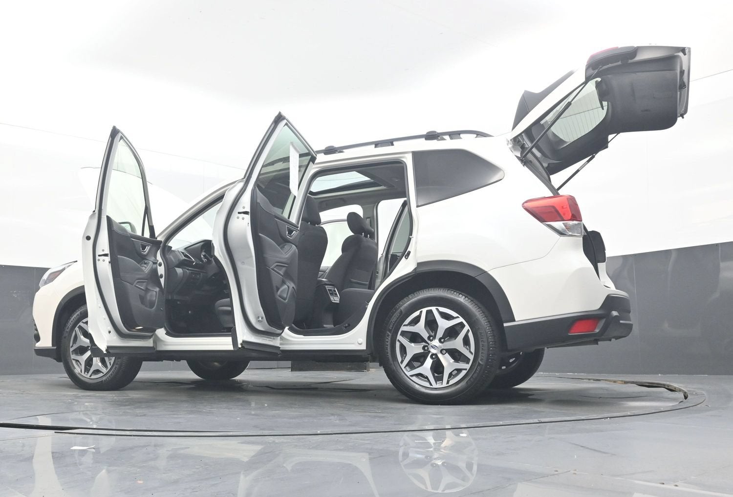 2024 Subaru Forester Premium