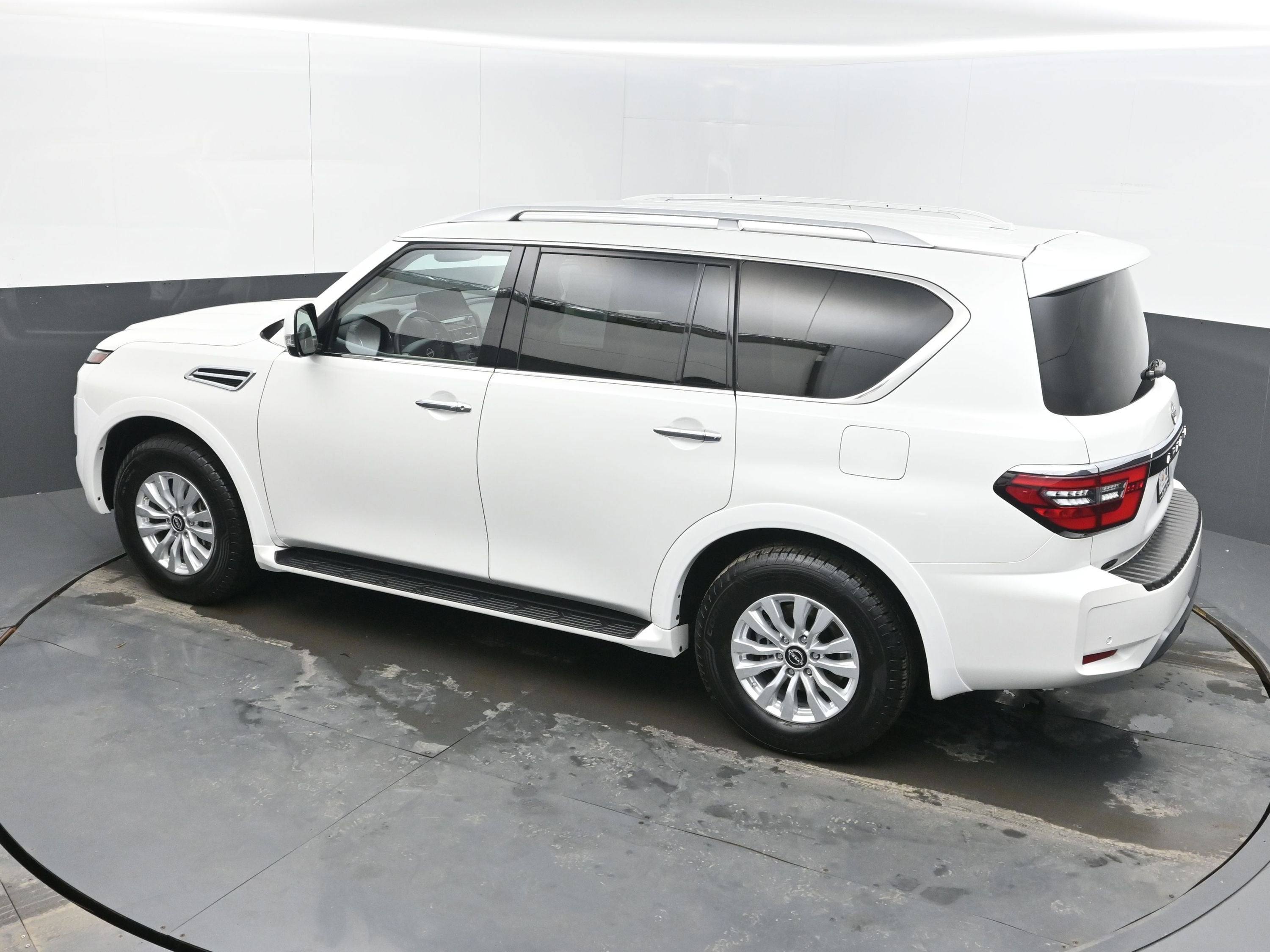 2024 Nissan Armada SV