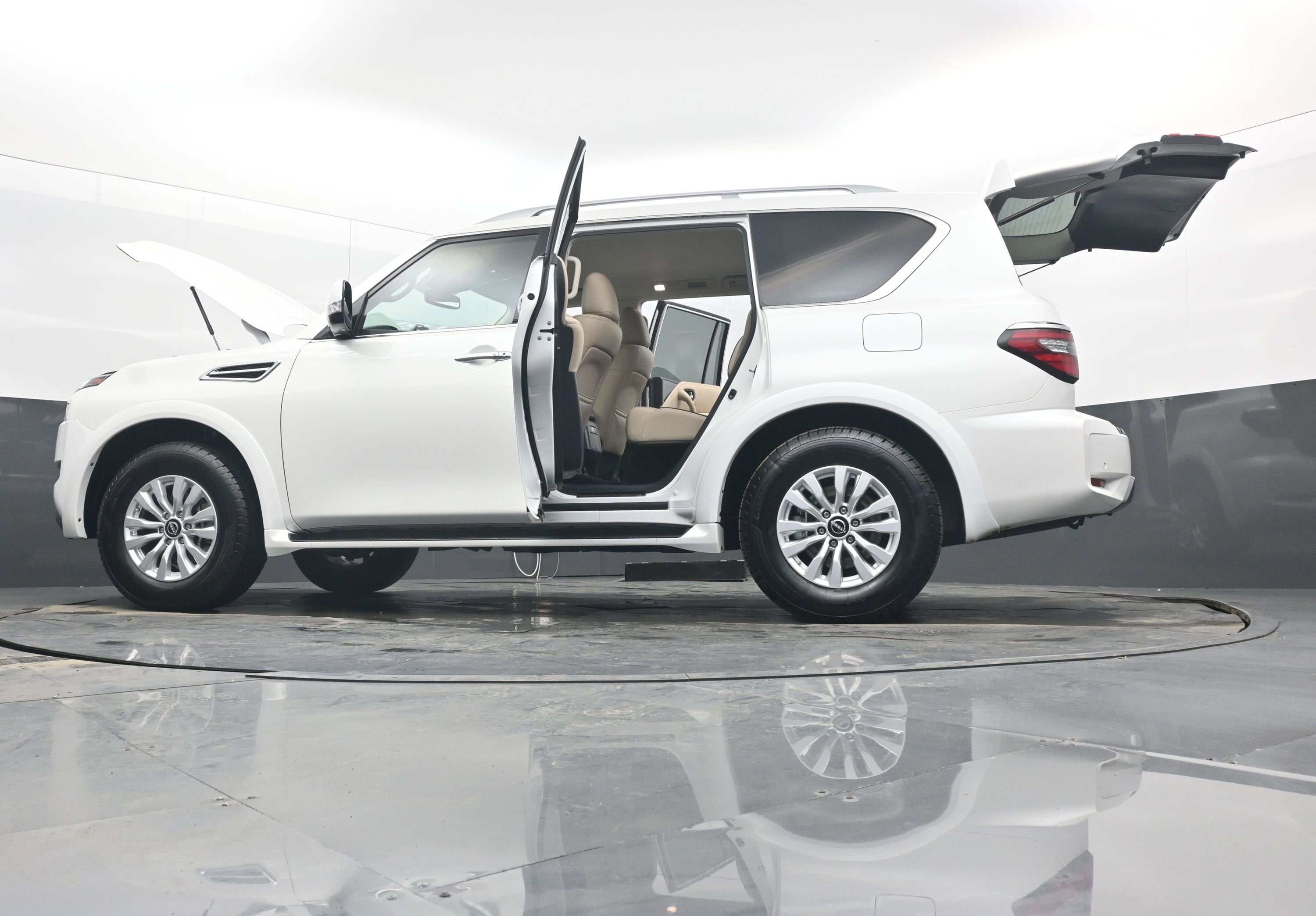 2024 Nissan Armada SV